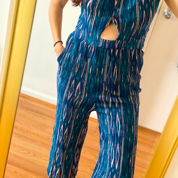 Blue jumpsuit with pockets and adjustable shoulder straps - Picture 4 of 5